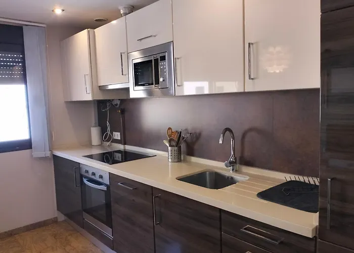 601 Moderno Y Amplio En Valdeolleros Cordoba